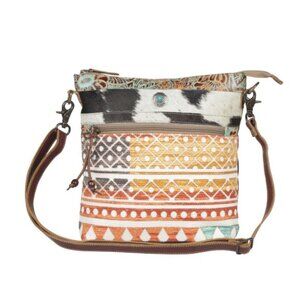 Indie-Chic Small Crossbody Bag – Stylish Everyday Boho Accessory